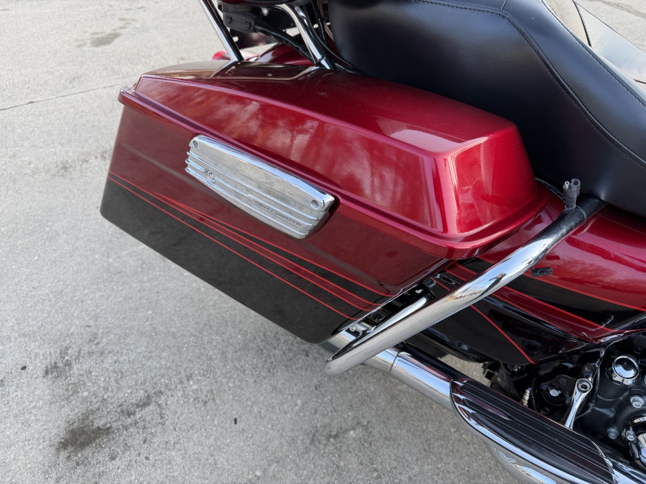 2011 Harley-Davidson FLHTRUSE CVO Road Glide Ultra